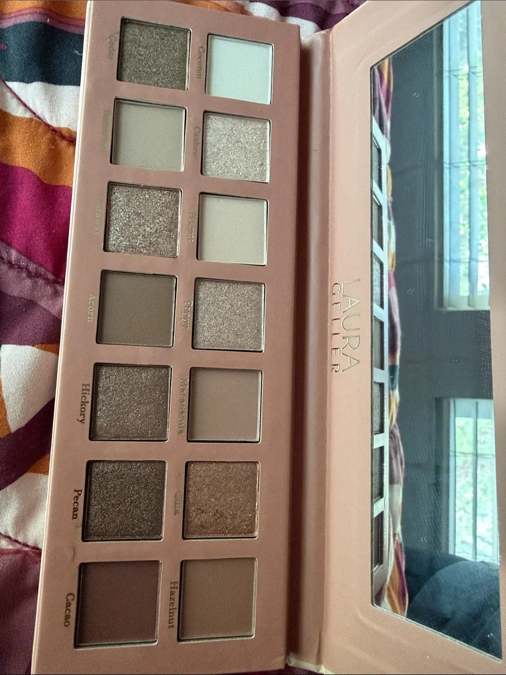 Laura Geller The Casual Collection 14 Multi-Finish Eyeshadows